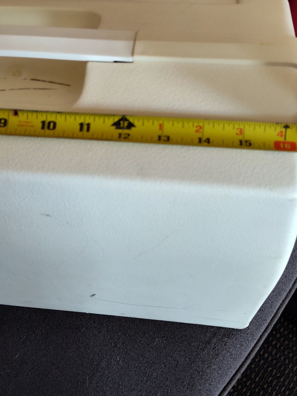 Plastic Sewing Machine Case - Picture 7 of 11